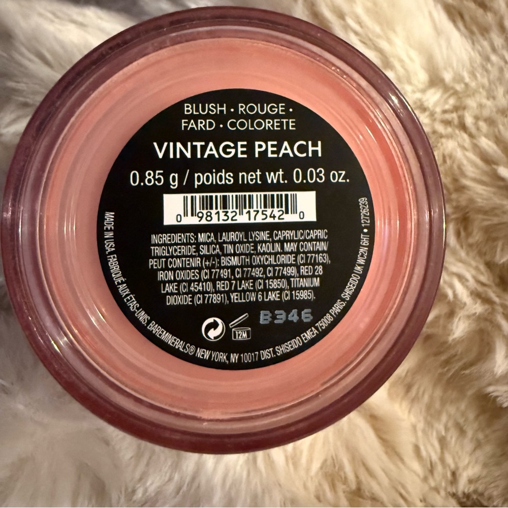 LAST WEEK! 
5 for $25!bareMinerals Loose Mineral Powder Blush in Vintage Peach.